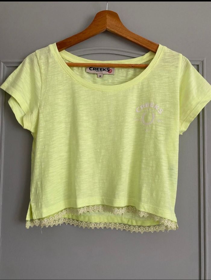 Top court jaune