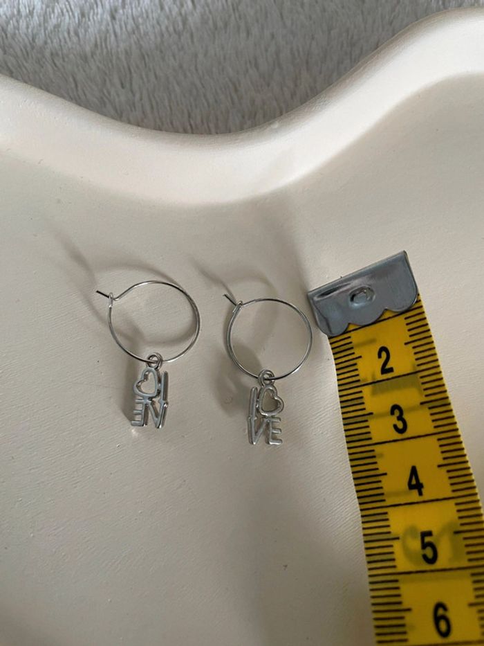 Boucles d'oreilles argentées love. - photo numéro 2