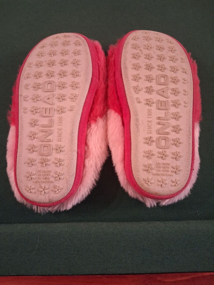 Pantoufles filles - photo numéro 2