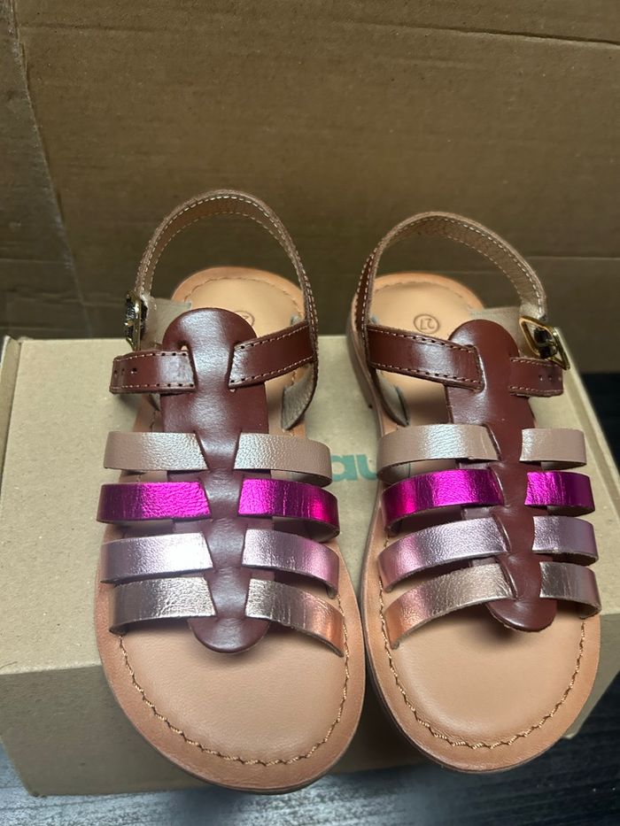 Sandales ouvertes rose et marron - T.27 - Vertbaudet - Neuf avec étiquette - photo numéro 4