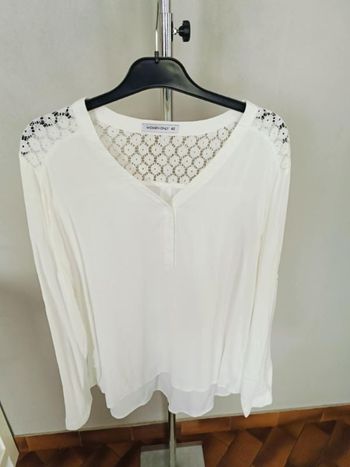 blouse blanche T 42 et 44