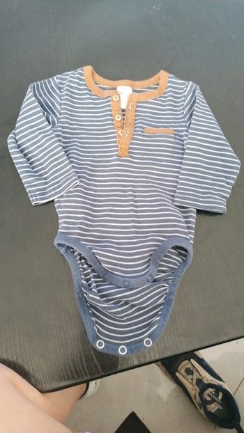 Bodie H&M 4/6 mois
