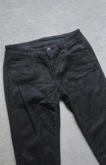 Jean Bisous d'Eve 36 noir motifs doré