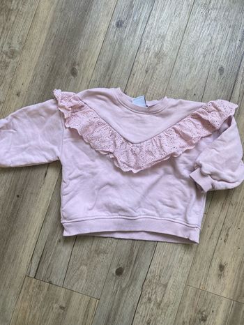 Pull à volant et dentelle rose 18/24 mois Zara