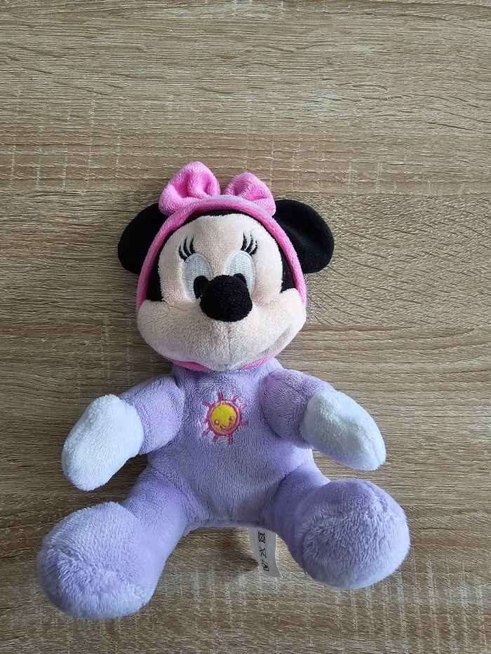 Lot peluches disney - photo numéro 3