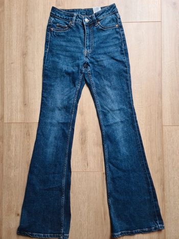 Jean bleu évasé  Taille 32 H&M