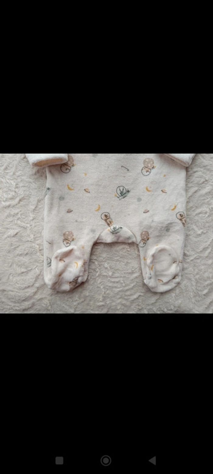 Pyjama grenouillère velours Mixte 1 mois Espace lapin fusée planète Kiabi Eco conception coton bio - photo numéro 4