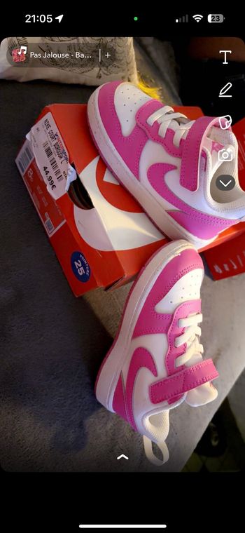 Nike taille 25 neuve avec facture