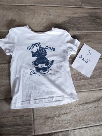 T-shirt dinosaure été manches courtes 🤟