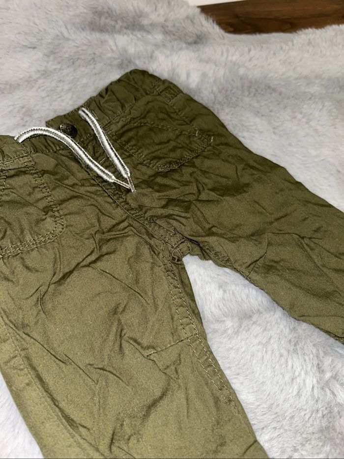 Pantalon cargo kaki - 3 mois - Kiabi - photo numéro 2