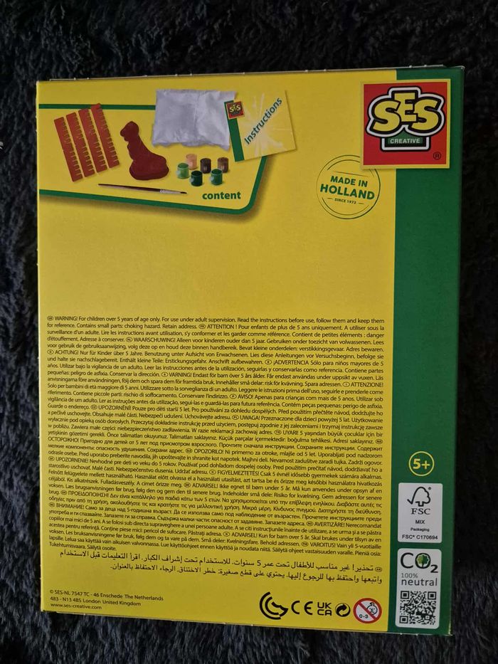 SES Creative 01283 - Kit d'artisanat de moulage en plâtre Ensemble de dinosaures - photo numéro 2