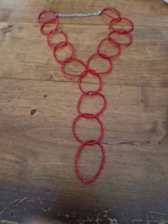 Collier rigolo perle rouge - photo numéro 3