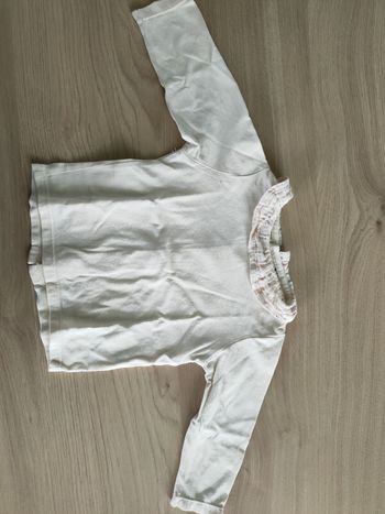 Tee shirt manches longues Kiabi 9 mois