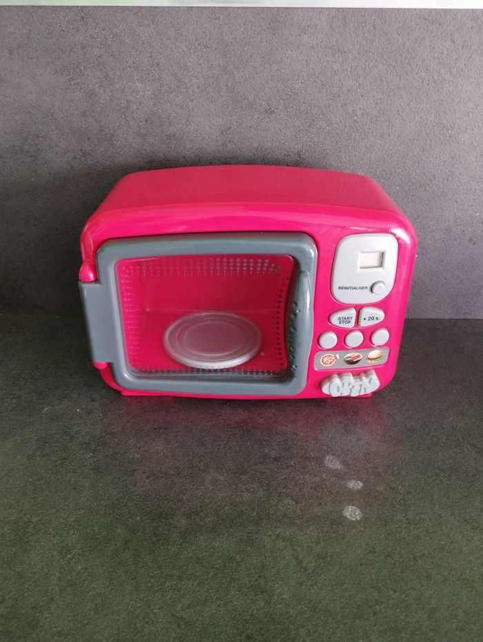 Micro-ondes dinette enfant