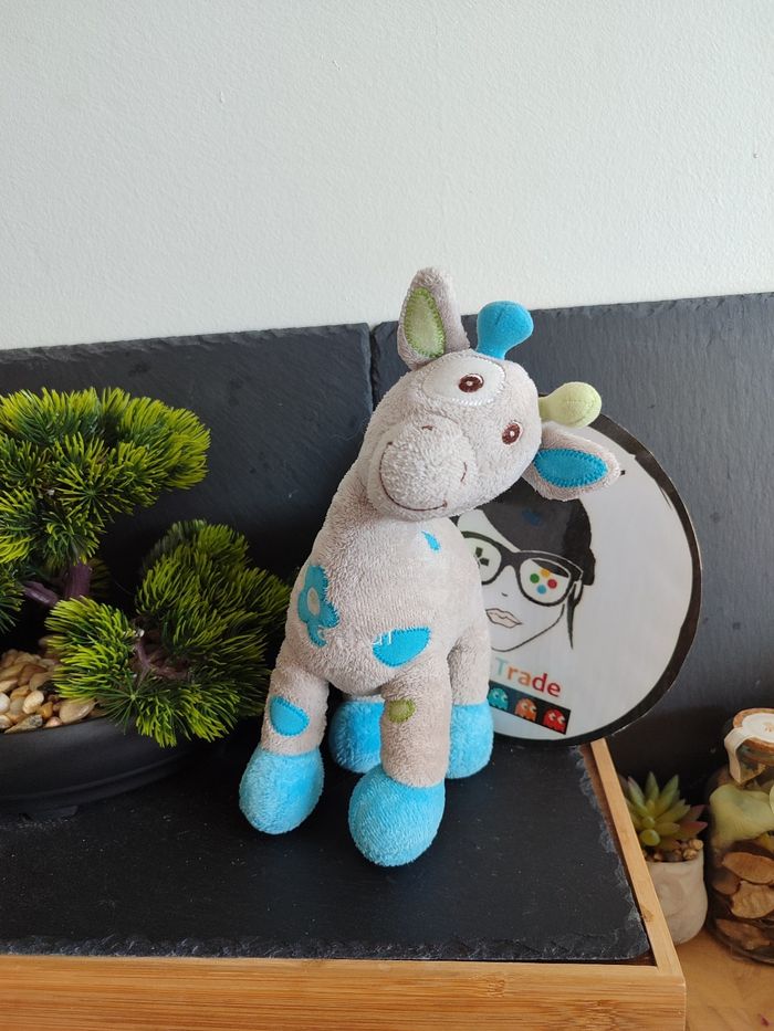 Doudou girafe grise bleue Bebisol Arthur et Lola vert rond tâche Gris Peluche - photo numéro 2