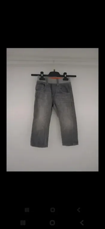 Jean H&M gris (2 ans / 92 )