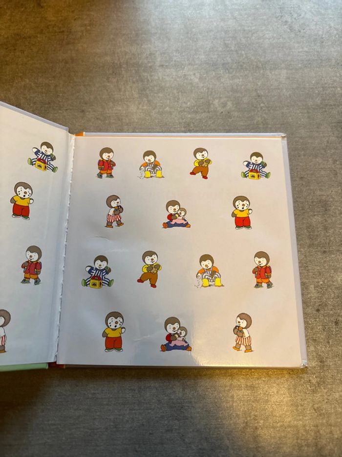 Livre Tchoupi, il veut tout faire tout seul - photo numéro 2