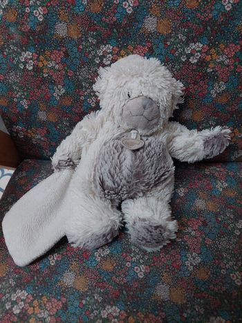 #16 - Doudou ours blanc avec mouchoir BABY Nat'