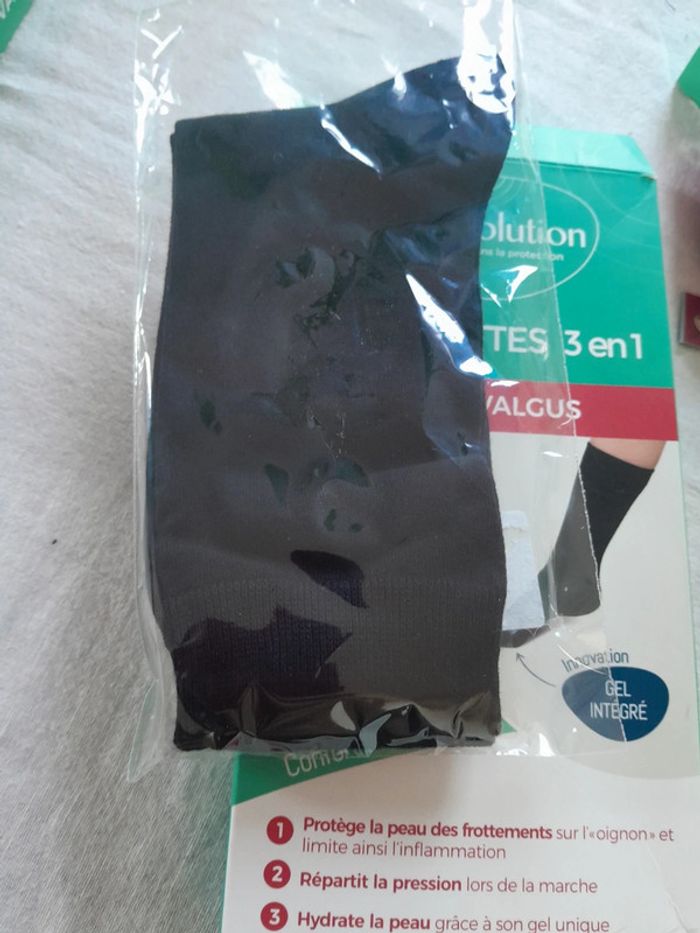 Chaussettes 3 en 1 hallux valgus Podosolution 39/42 neuves avec emballage - photo numéro 4