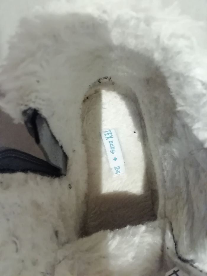 Vends bottes fourrés en 24. - photo numéro 8