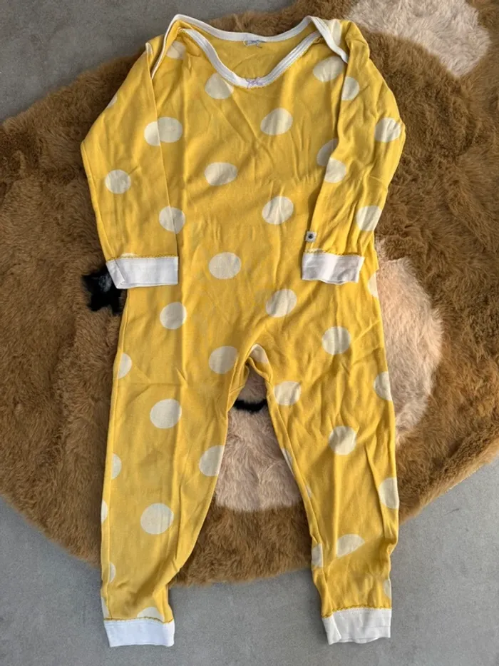 Genouillère petit bateau 4 ans très bon état