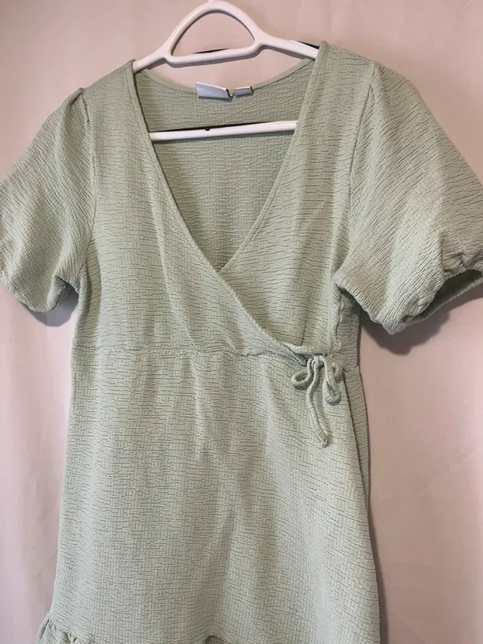 robe verte - photo numéro 2