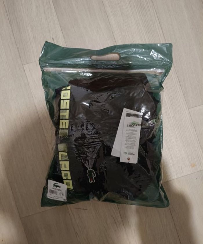 Lacoste - photo numéro 3