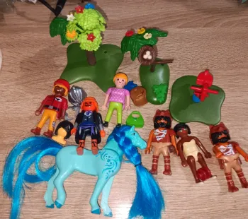 Lot de Figurines Playmobil et Cheval Bleu Fantaisie