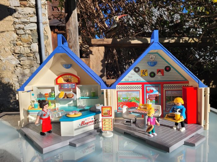 Playmobil city life 70111 🍟 Restaurant/Diner transportable 🍔 - photo numéro 2
