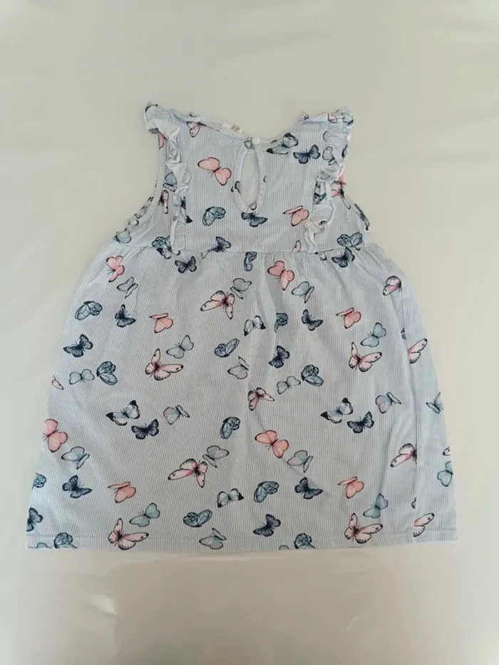 Robe papillons 🦋 - photo numéro 2