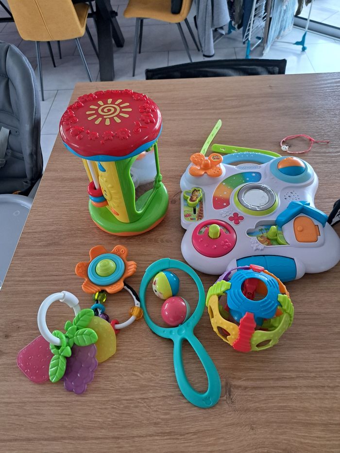 Lot jouets 1er âge - photo numéro 2