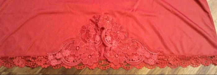 Jupon rouge - Dentelle - 54/56 - NEUF - photo numéro 8
