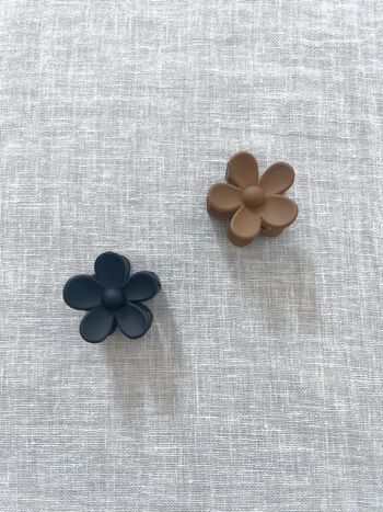 🌟 Lot 2 pinces à fleurs noir et marron