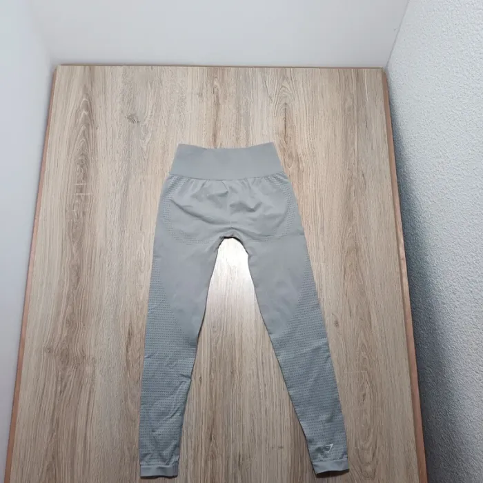 Legging gymshark femme S gris clair - photo numéro 4