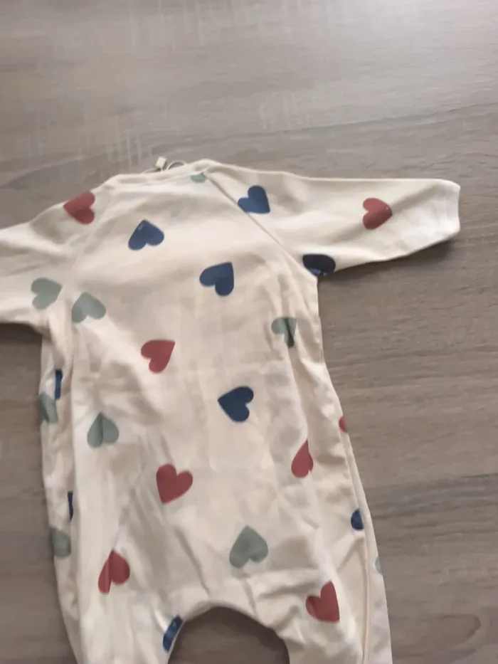 Pyjama léger neuf coeurs multicolore Petit bateau 1 mois unisexe - photo numéro 10
