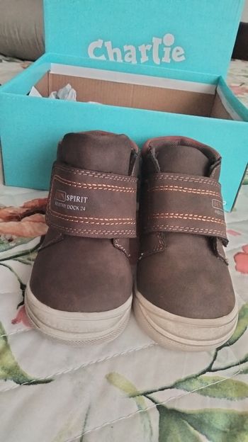 Chaussures Charlie and Friends taille 25