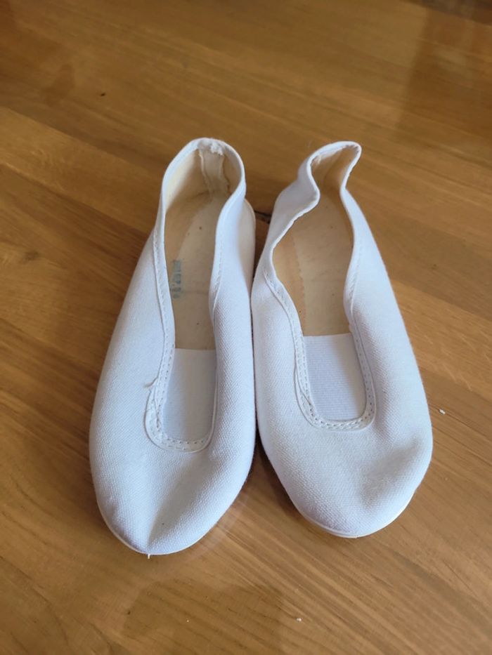 Chaussons de danse pointure 31 Domyos