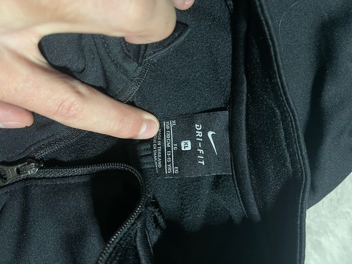 Veste sport nike - photo numéro 4