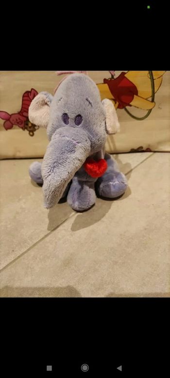 Petite peluche efelant de winnie
