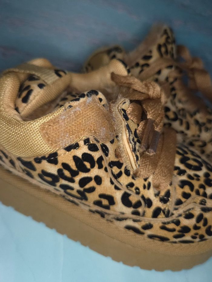 Baskets polaires filles léopard tendances - Taille 28 - NEUVES 🌟 - photo numéro 2
