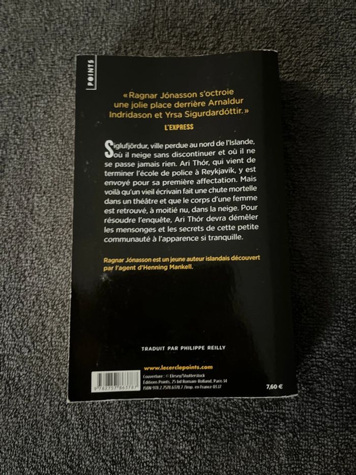 Livre Snjór Ragnar Jónasson - photo numéro 2