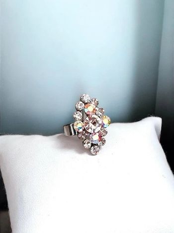 Magnifique bague neuve ajustable