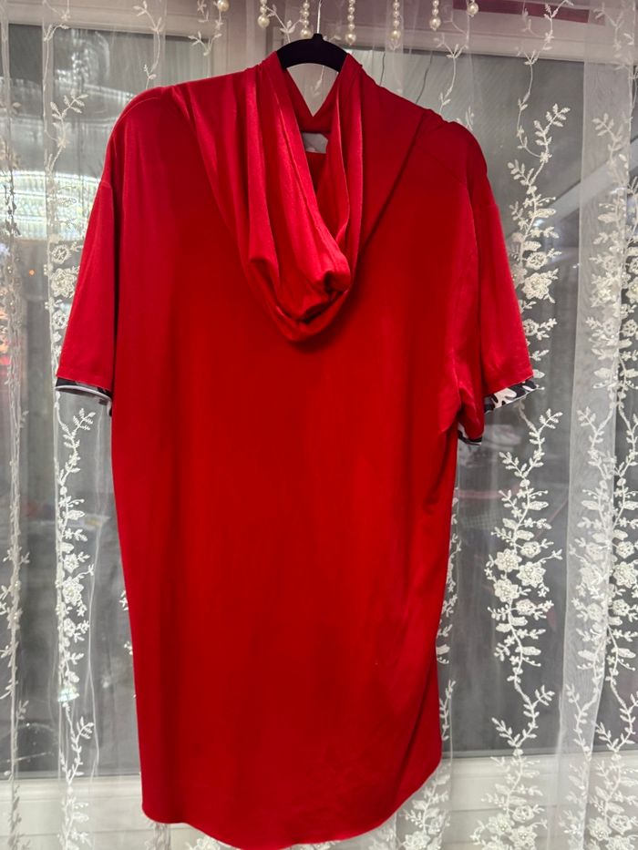 Tee shirt à capuche - photo numéro 2