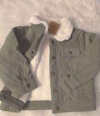 Neuve (non portée) 🏷😍🤩superbe  Veste chaude 23 mois garçon 🤩😍