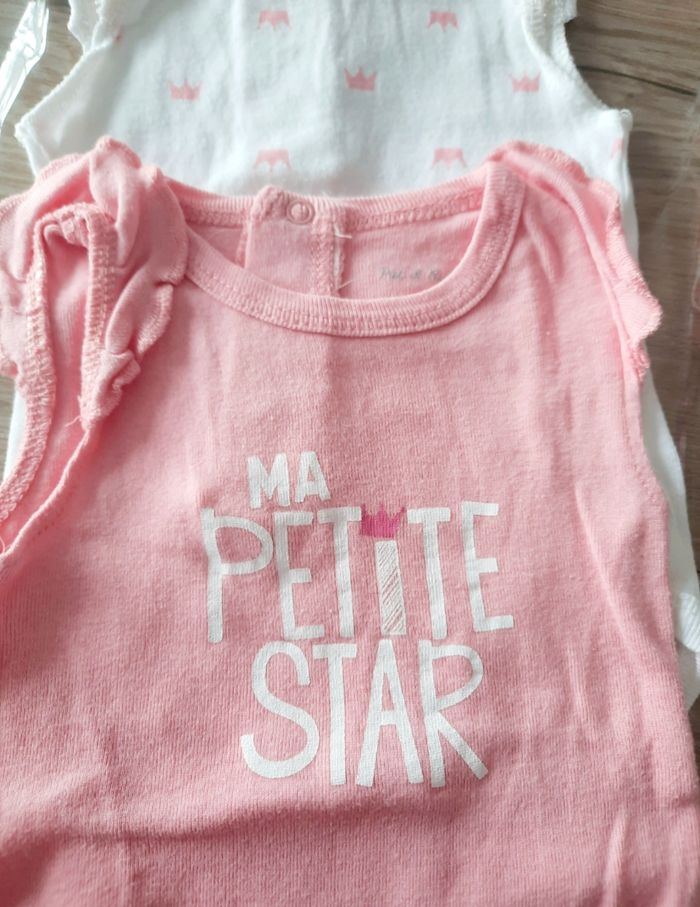 Lot de 2 bodys sans manche - photo numéro 2