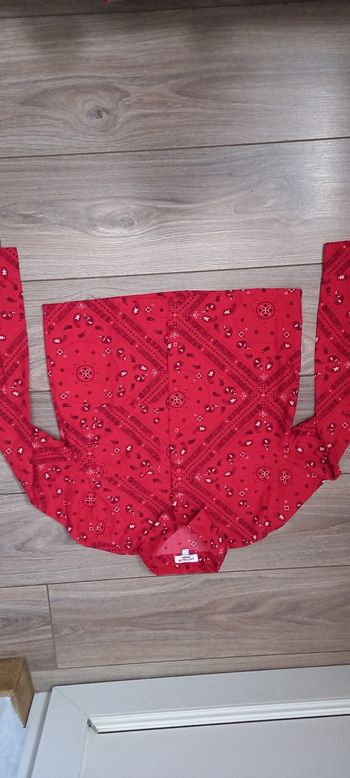 Chemise  14 Ans  " Jennyfer  " TBE