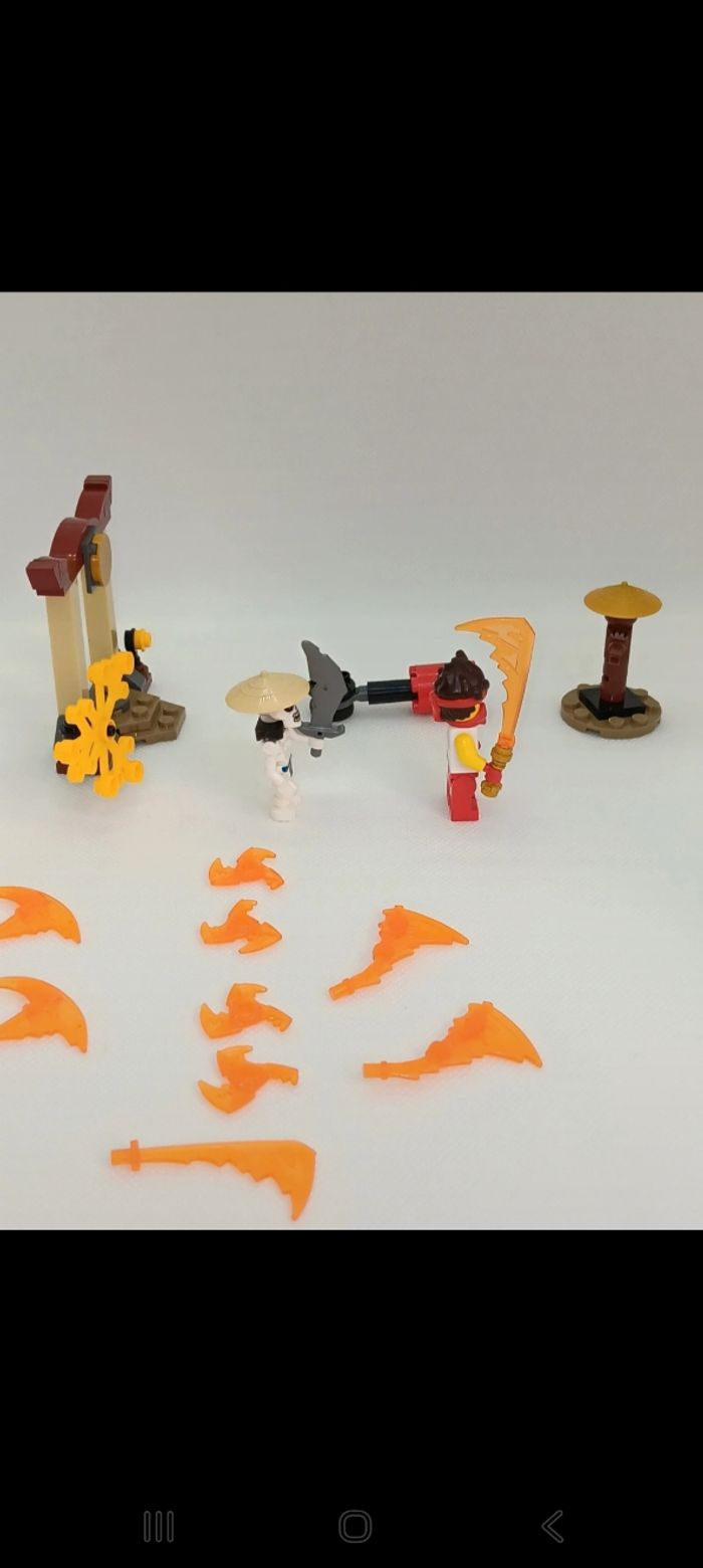 Lego Set de bataille épique - Kai contre Skulkin
Complet - photo numéro 4