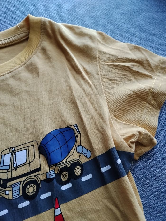 T shirt - photo numéro 3