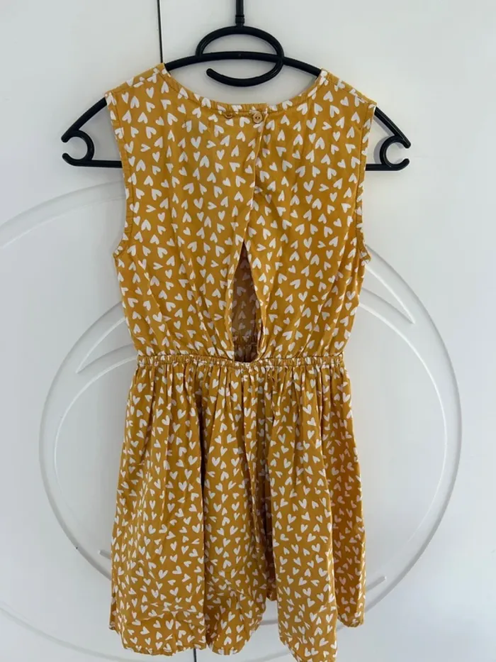 Robe taille 10 ans - photo numéro 2