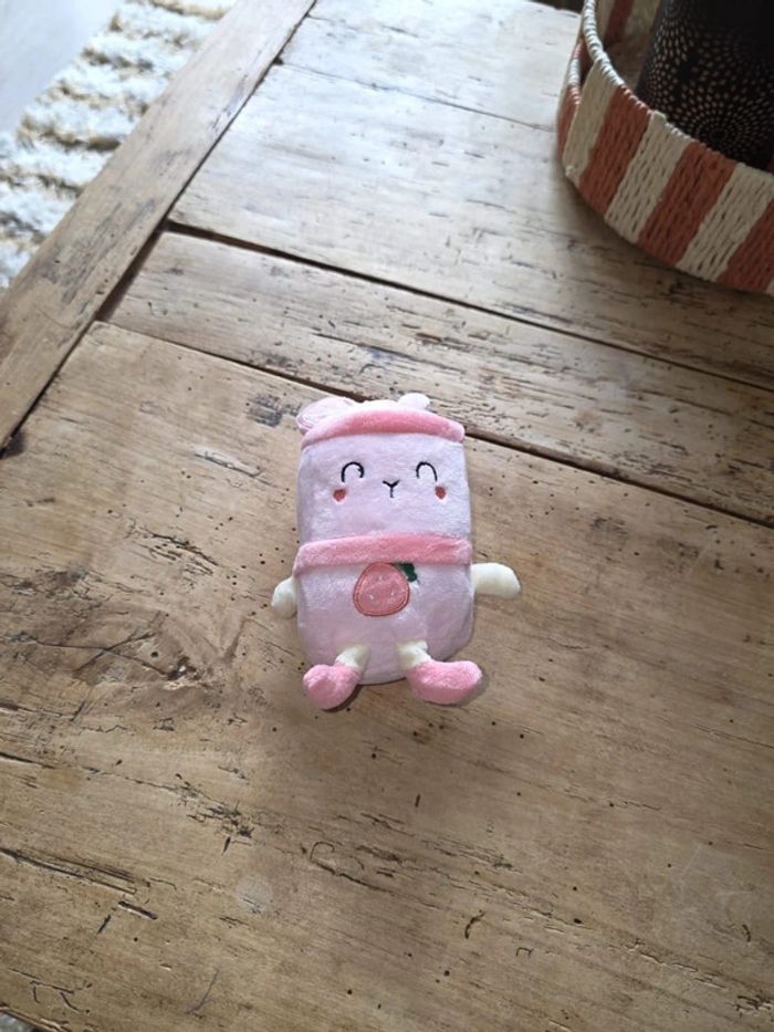 🍓 Peluche Bubble Tea Fraise Kawaii | Porte-clés mignon | Peluche sac | Collection kawaii - photo numéro 4